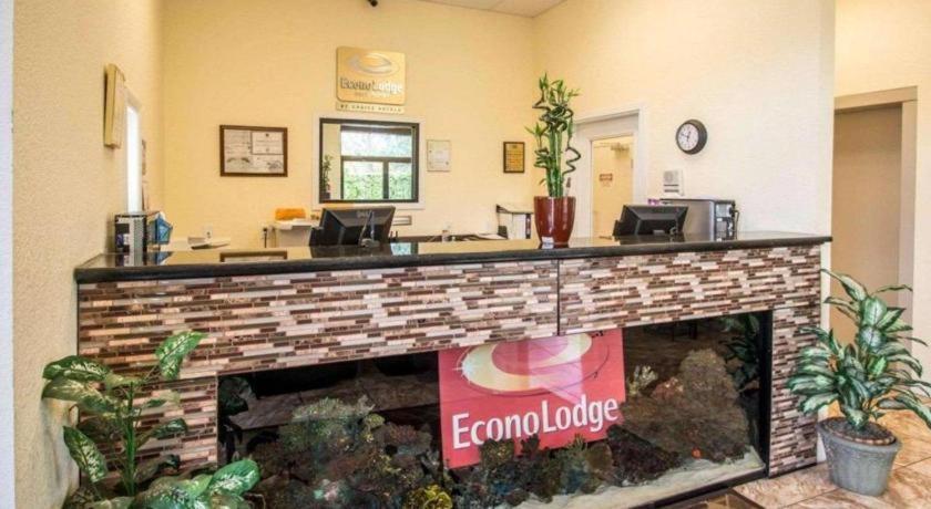 Quality Inn سيليبريشن المظهر الخارجي الصورة